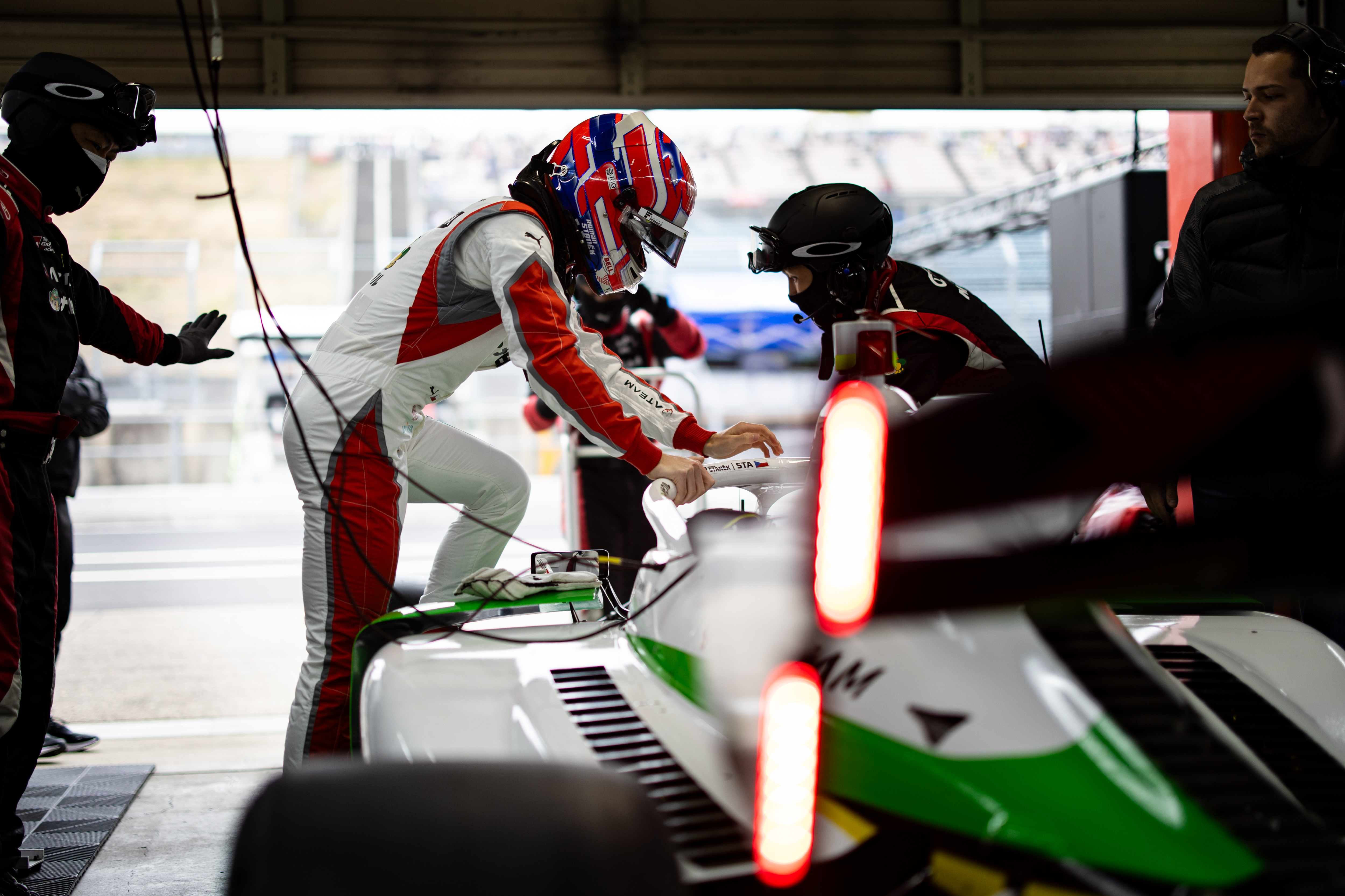 QUALIFYING — Round 1 画像1