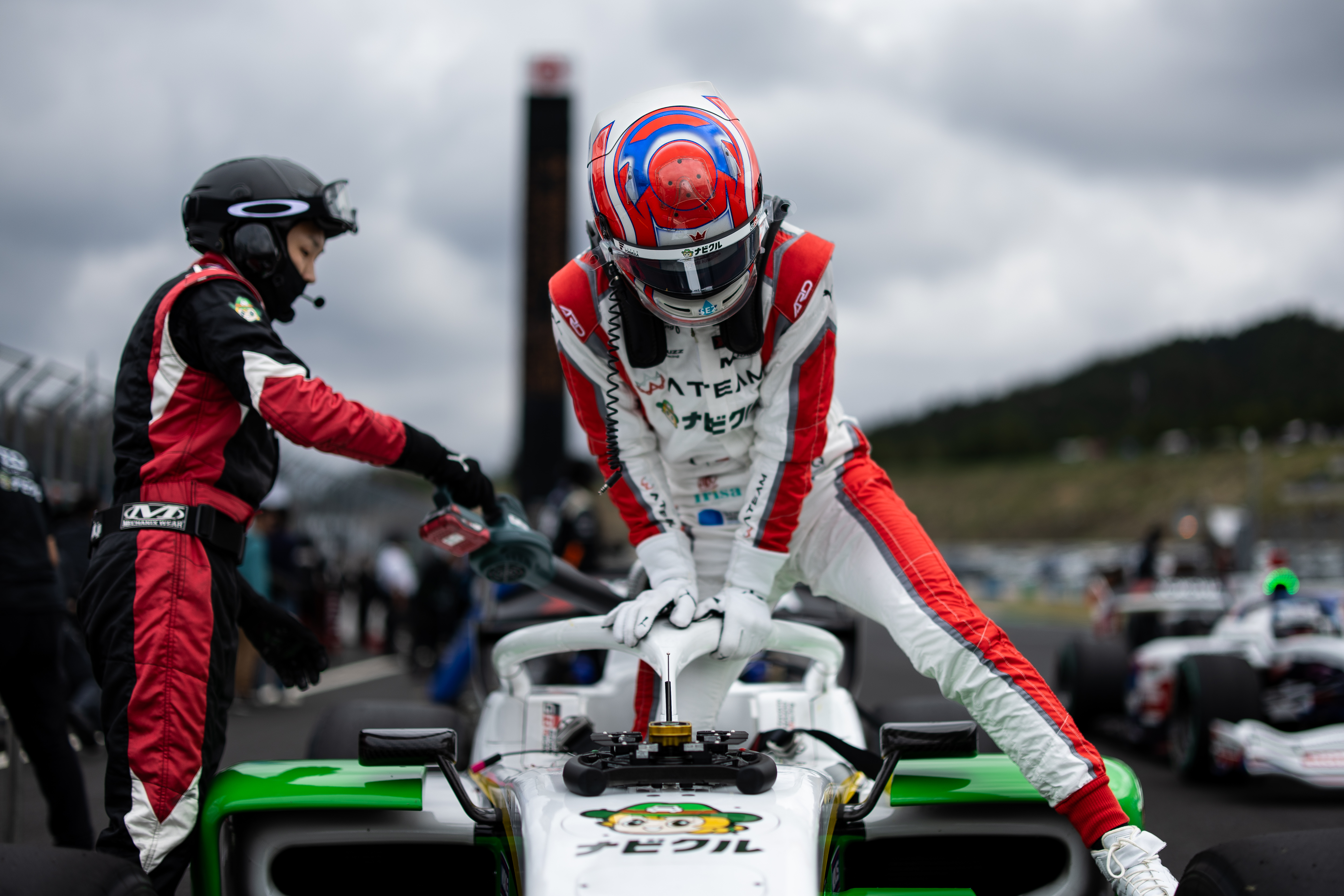 RACE — Round 2 画像2
