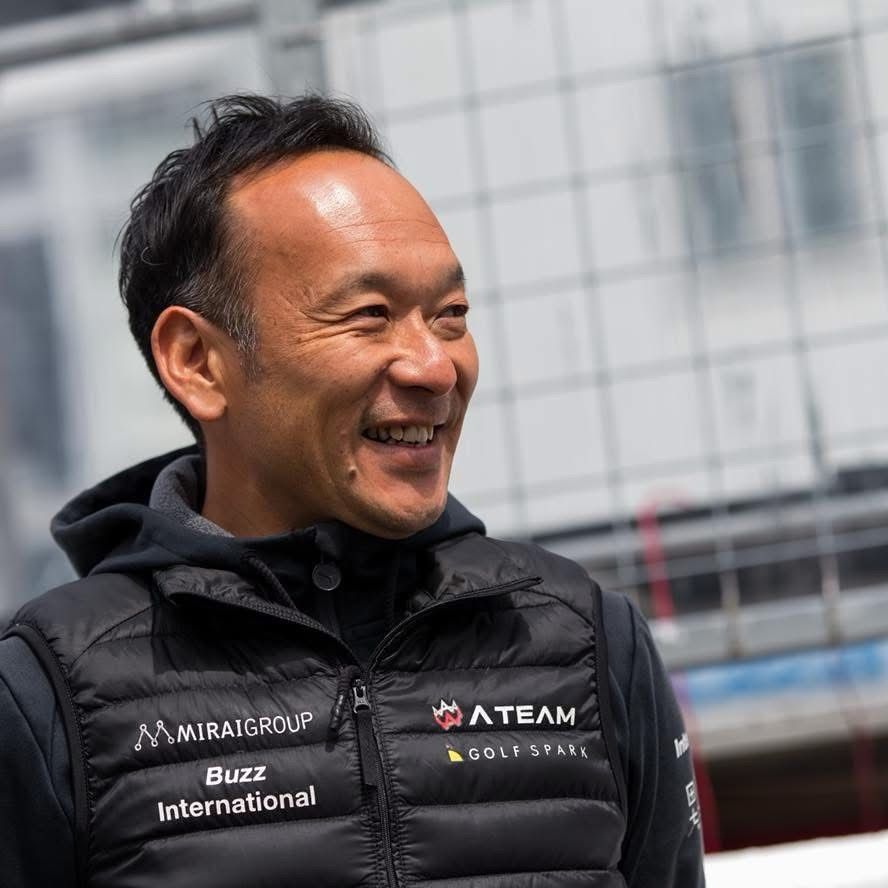 長谷川謙一 General Director